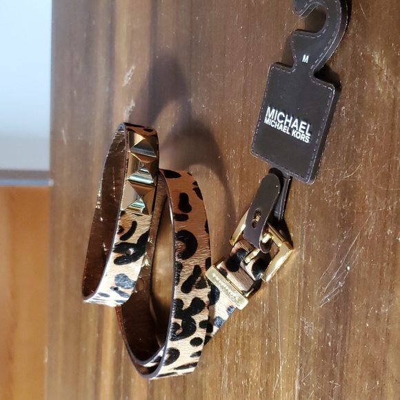 Michael Kors Leather Belt Gold Hardware Stud Cow Fur Leopard Cougar Size M 32-36 - Picture 7 of 7